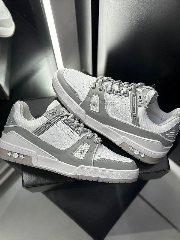 Tênis Louis Vuitton Trainer - importado