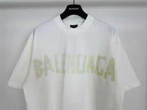 Camiseta Balenciaga Tape Type Branco