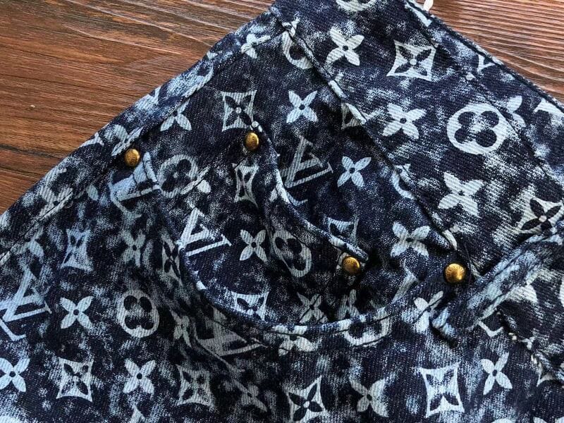 Calça Louis Vuitton Monogram Denim