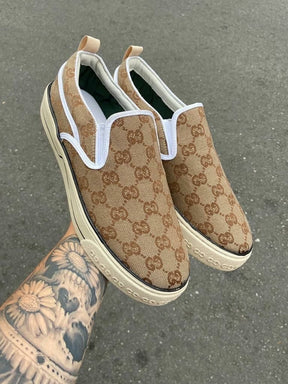 Tênis Gucci Slip-On 1977 Monogramado