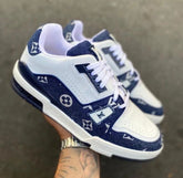 Tênis Louis Vuitton Trainer - Branco DTL Jeans